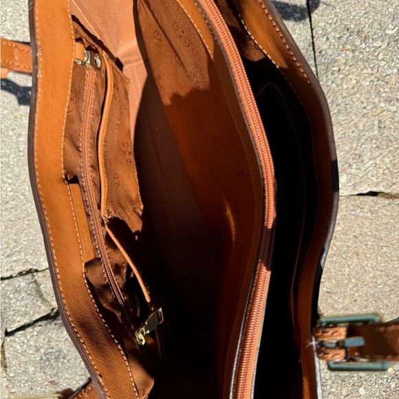 Tory Burch Camel Tote Bag - Picture 6 of 8